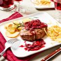 Rinderfilet auf Himbeer-Zwiebel-Sauce