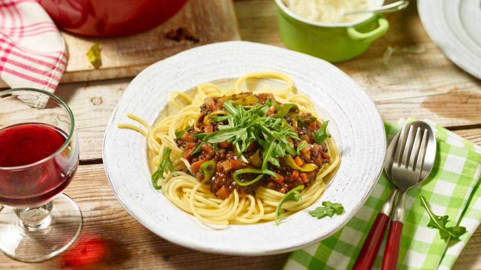 Beluga-Linsen-Bolognese