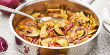 Zucchini-Fleischwurst-Pfanne