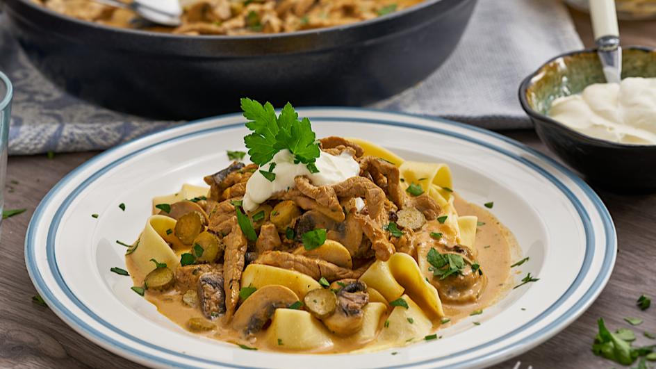 Jäger-Sahne-Schnitzel "Stroganoff"