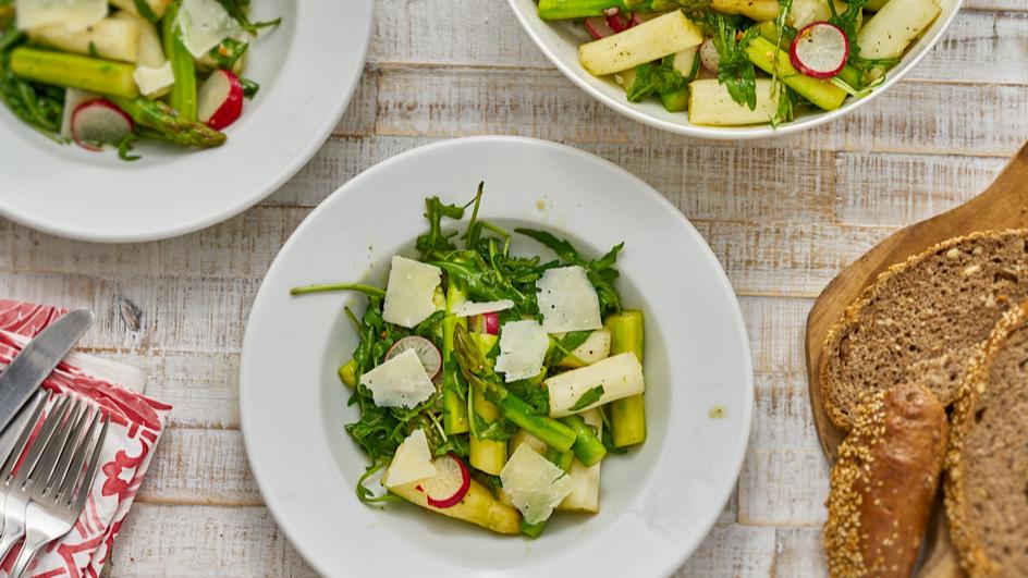 Spargelsalat mit Rucola