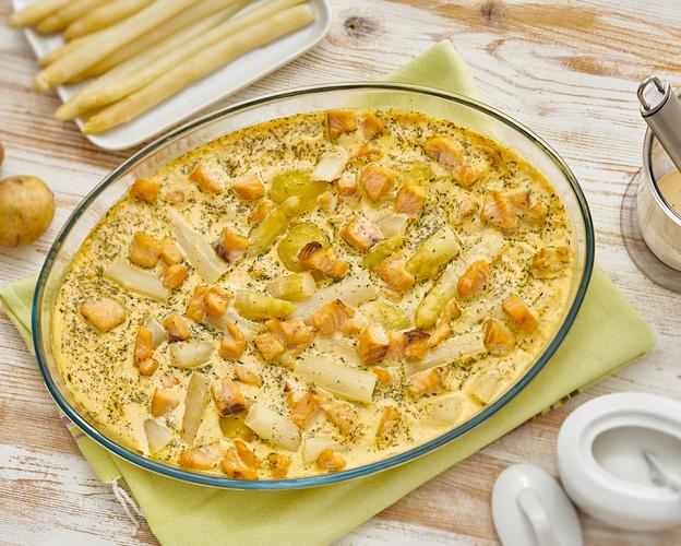 Knuspriges Lachs-Spargel-Gratin