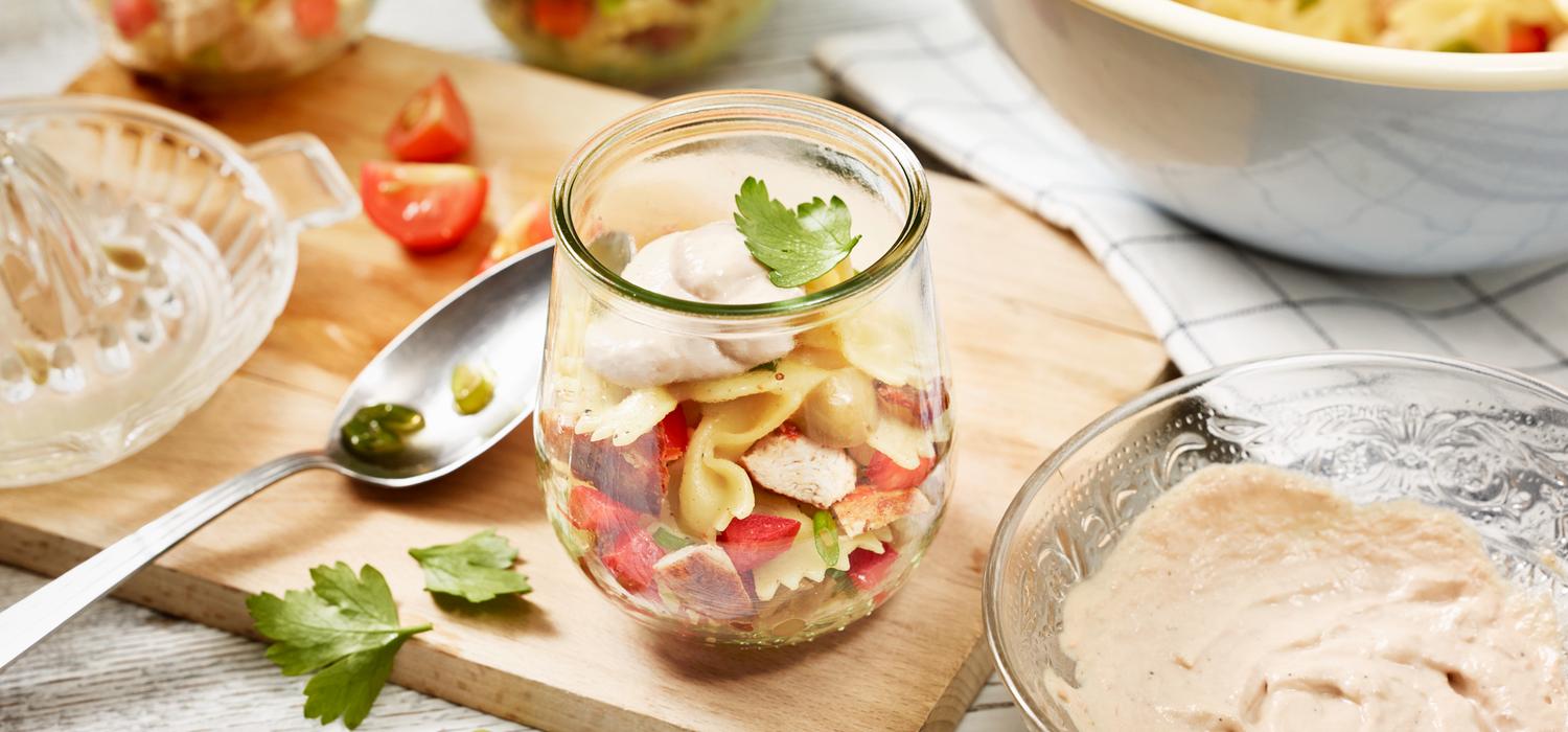 Nudel-Hähnchen-Salat mit Thunfischsauce
