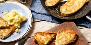 Gefüllte Auberginenschnitzel mit Kartoffelstampf
