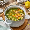 Linsensuppe mit Zitronen-Bratwurstklößchen