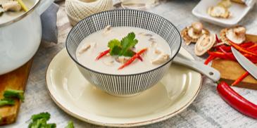 Hühnersuppe mit Zitronengras - Tom Khaa Gai