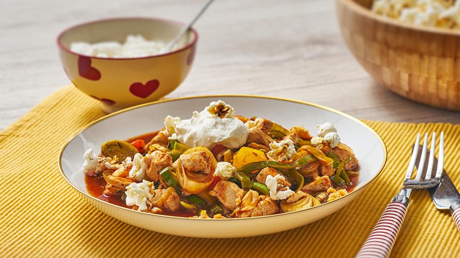 Hähnchen-Chili mit Popcorn