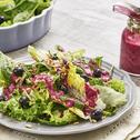 Blaubeer-Dressing mit Salatmix