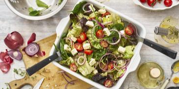 Blattsalat mit Schafskäse