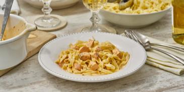 Tagliatelle in Lachs-Sahne-Sauce