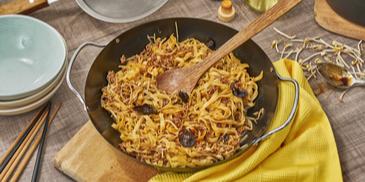 China-Pfanne mit Sprossen