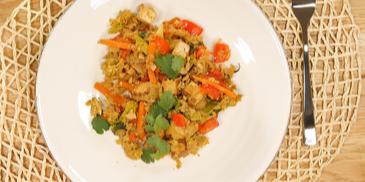 Gebratener Blumenkohlreis asiatisch