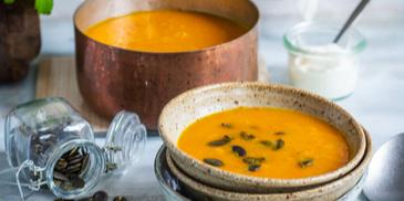 Kürbis-Möhrencremesuppe