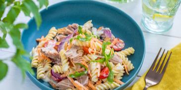 Nudelsalat mit Rucola und Thunfisch