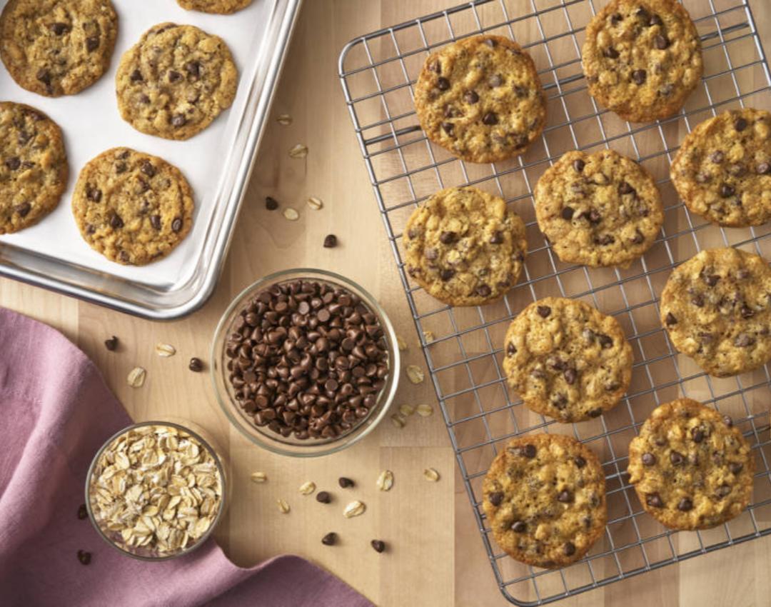 Galletas de avena con mini bocados de chocolate con leche