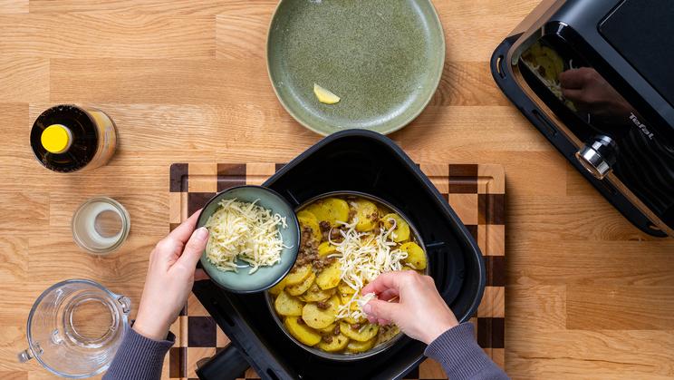 Ofen-Kartoffeln mit Hackfleisch im Airfryer