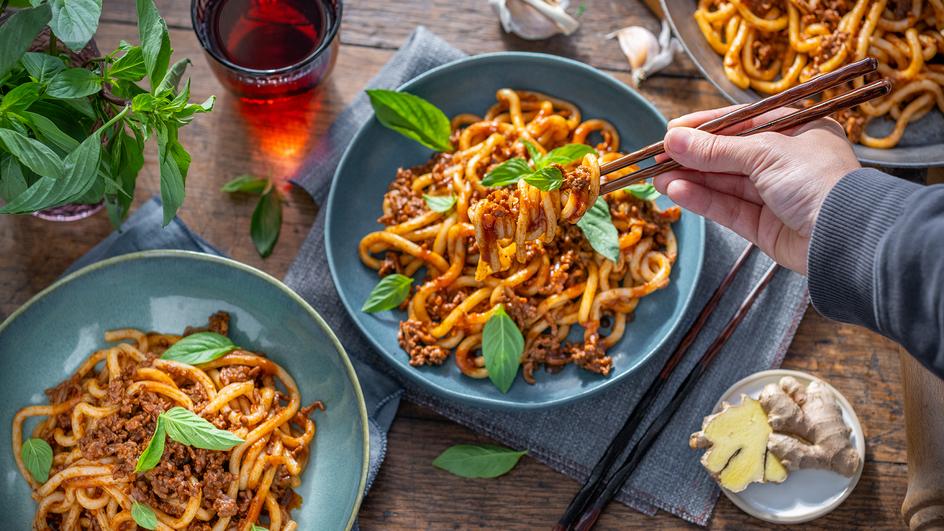 Udon Bolognese