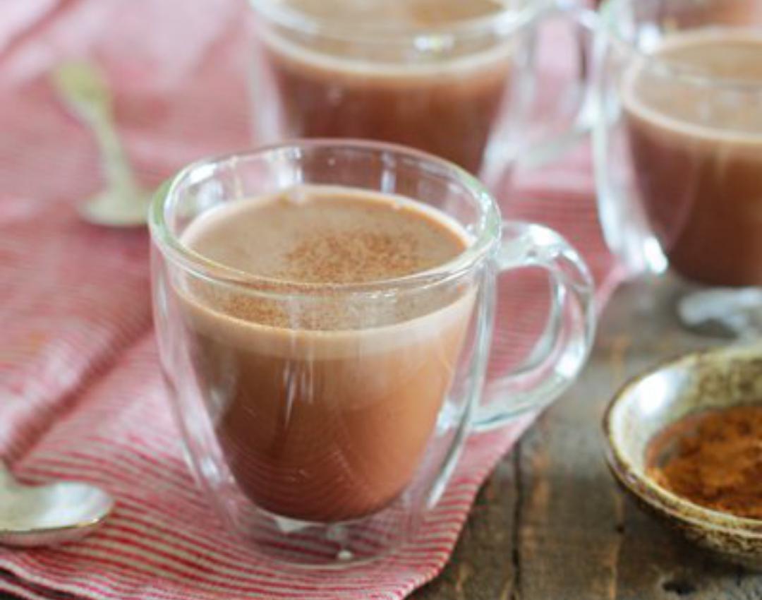 Chocolate caliente con la chocolatera de Royal Prestige