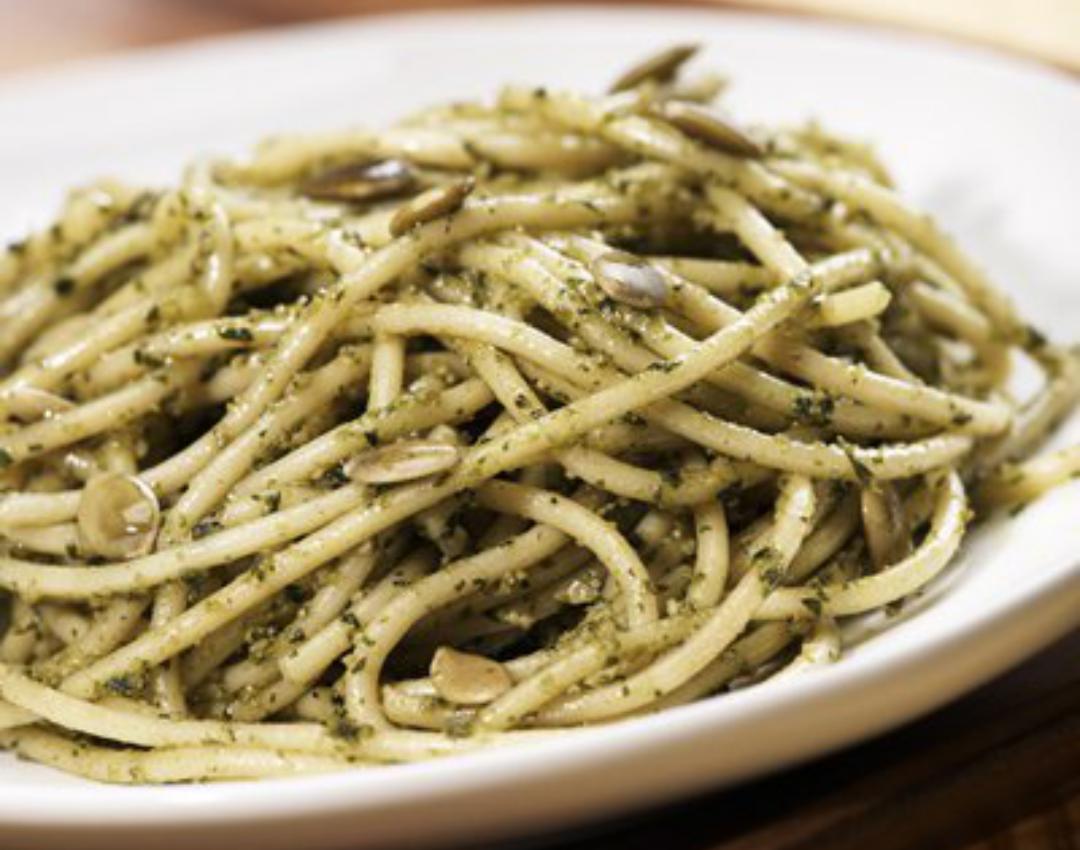 pasta con salsa pesto