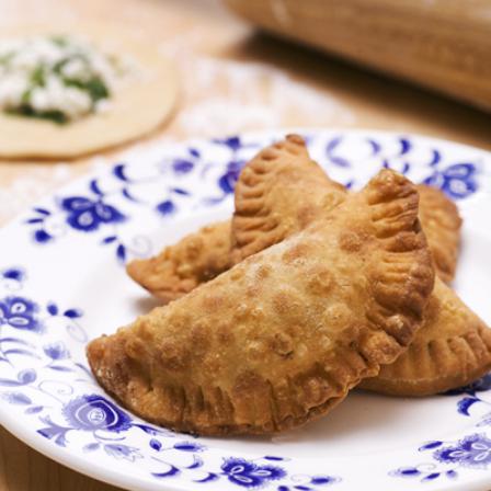 Easy Cheese Empanadas | El Mejor Nido