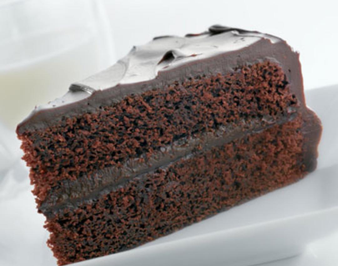 The Ultimate NESTLÉ® TOLL HOUSE® Chocolate Cake | Very Best Baking