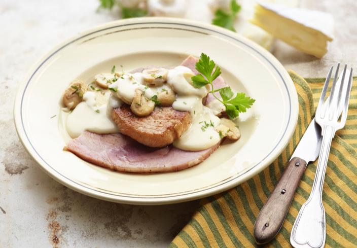 Lomo con salsa de queso