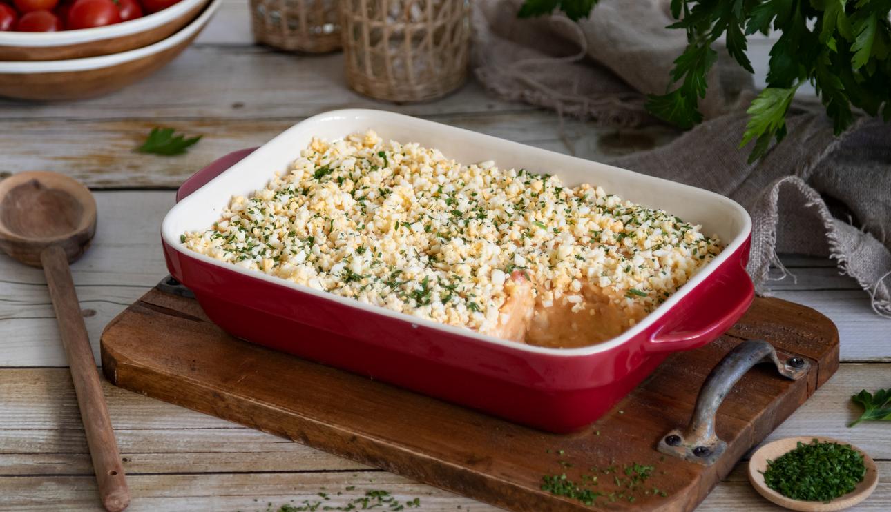 Pastel de patata con rape y anchoas