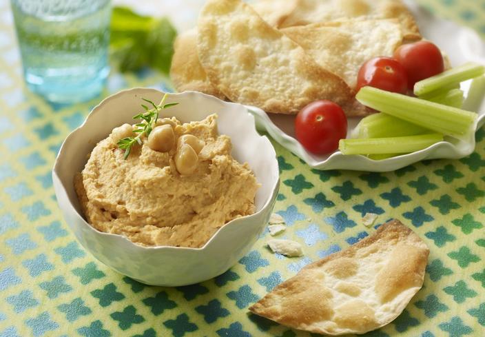 Hummus de garbanzos con obleas