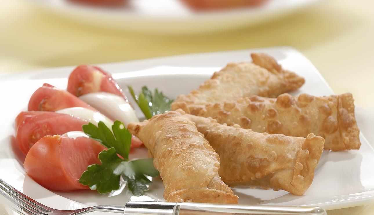 Rollitos de piquillo y atún