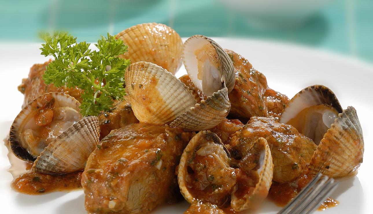Filete de cerdo con berberechos