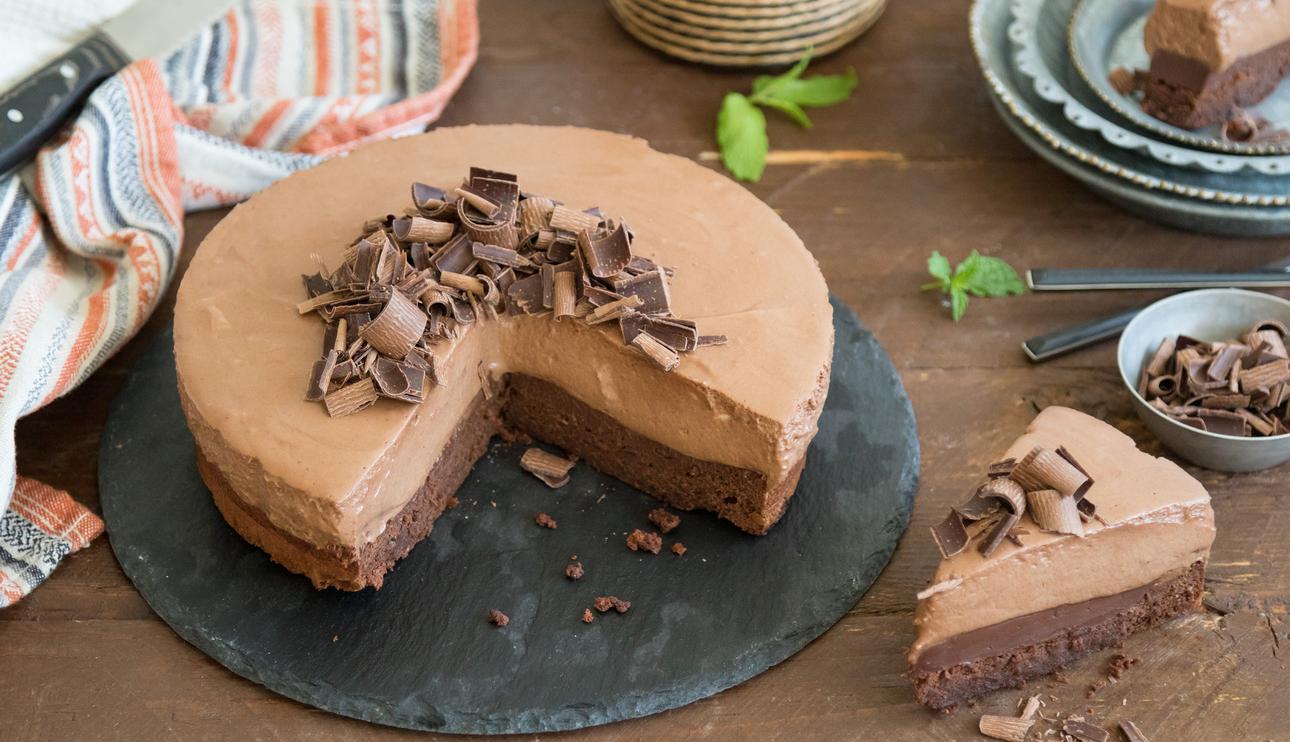 Pastel de tres texturas de chocolate
