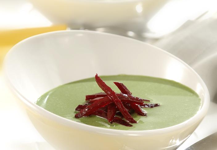 Crema de canónigos con remolacha