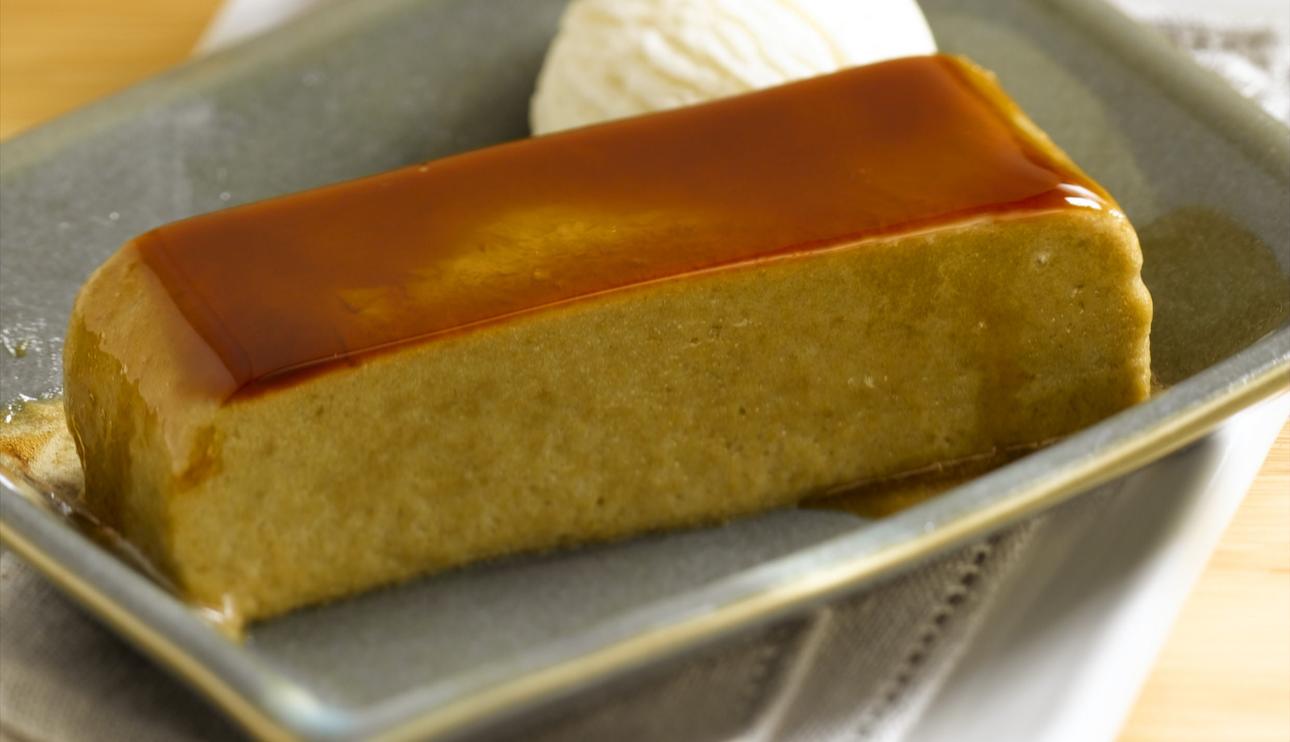 Tocinillo de café con helado