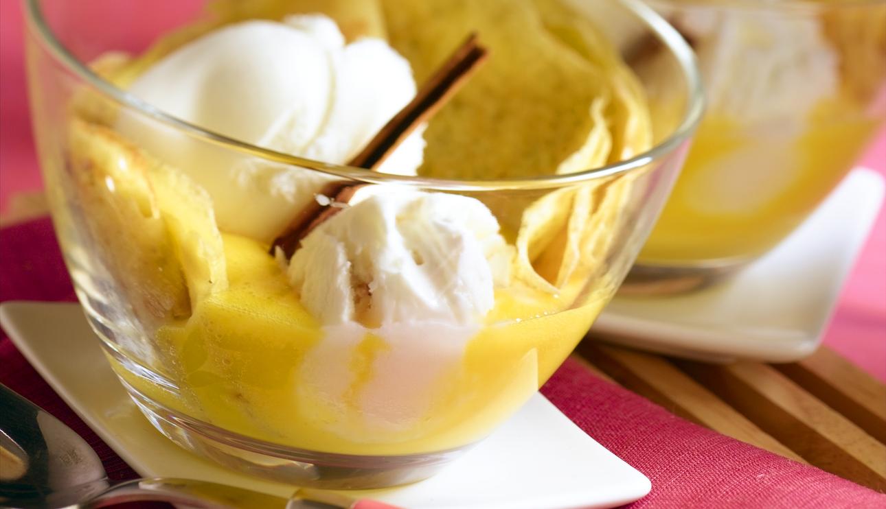 Creps con crema de maracuyá y helado