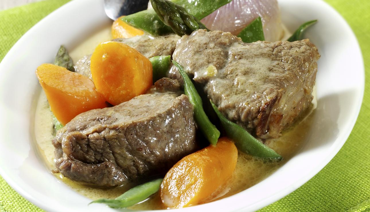 Blanqueta de ternera con verduras