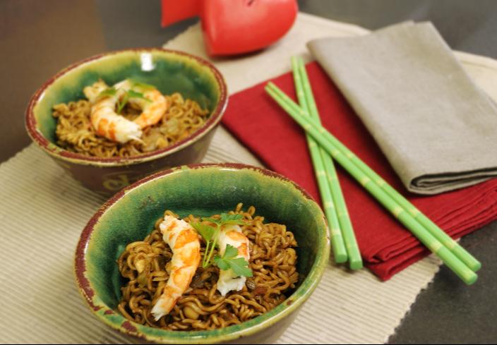 Gambas picantes con fideos