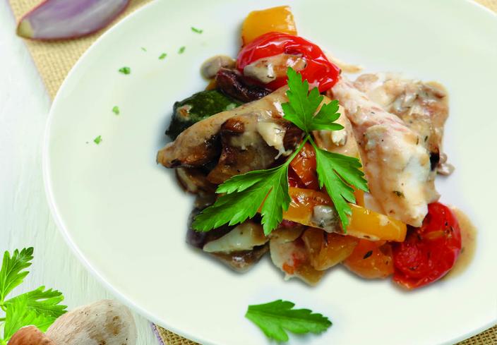 Dorada con salsa de setas y verduras
