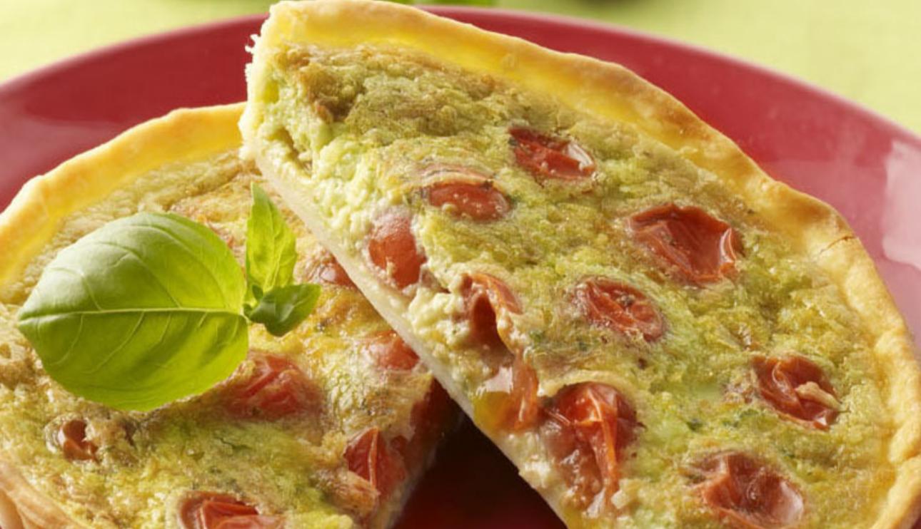 Quiche de tomates y pesto