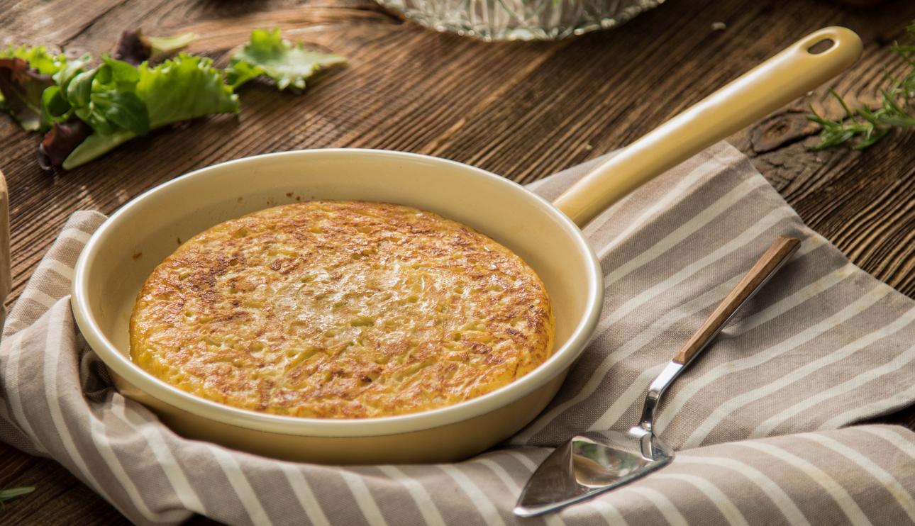 Tortilla de patatas, cebolla y jengibre