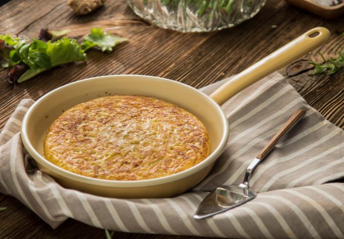 Tortilla de patatas, cebolla y jengibre