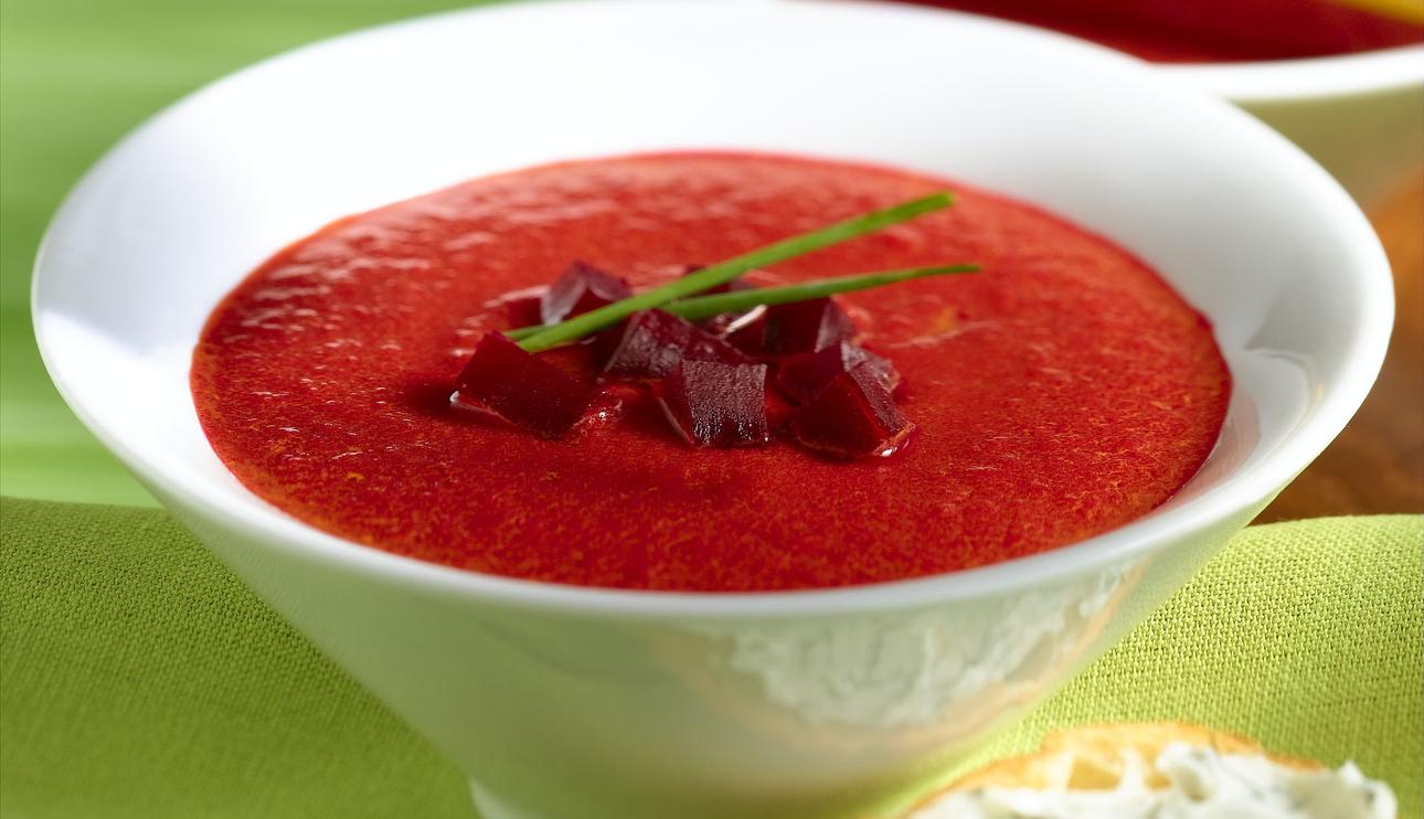 Sopa de tomate y picante