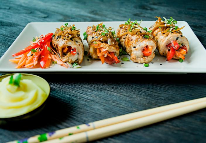 Rollitos de pavo con zanahoria con puré verde