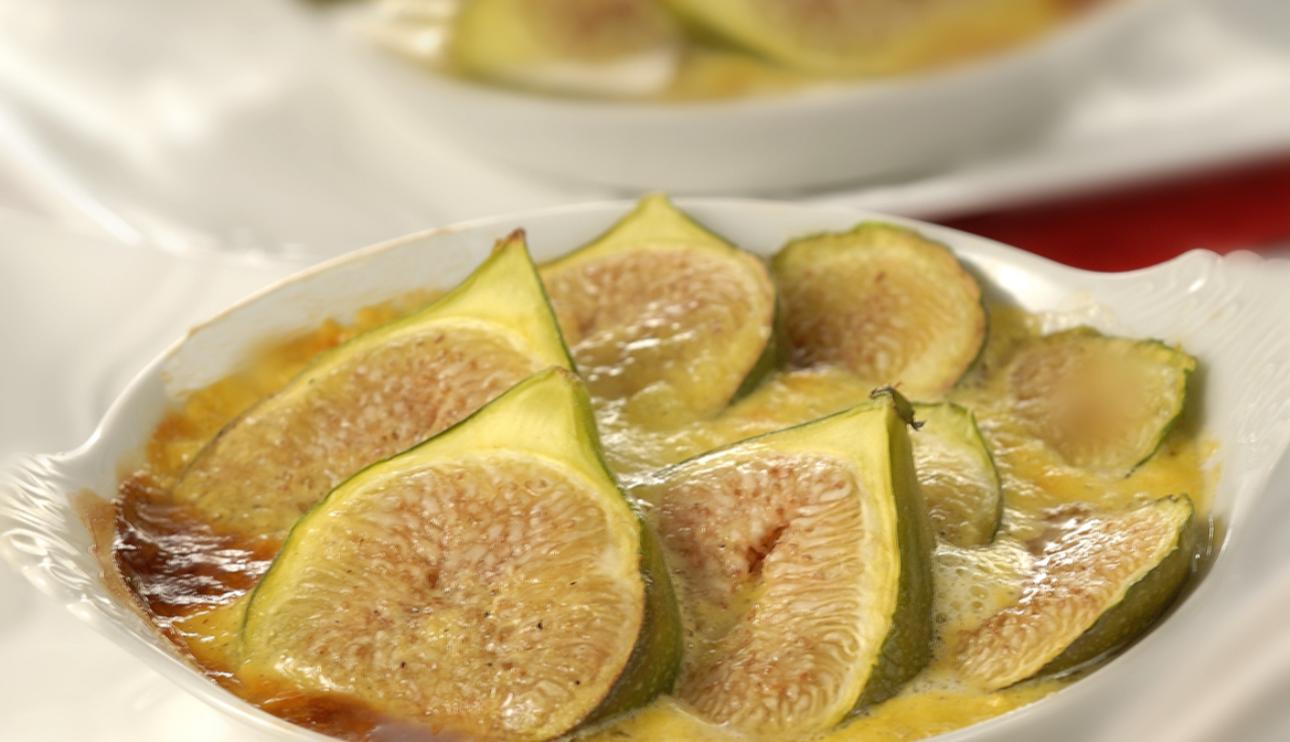 Higos gratinados con helado