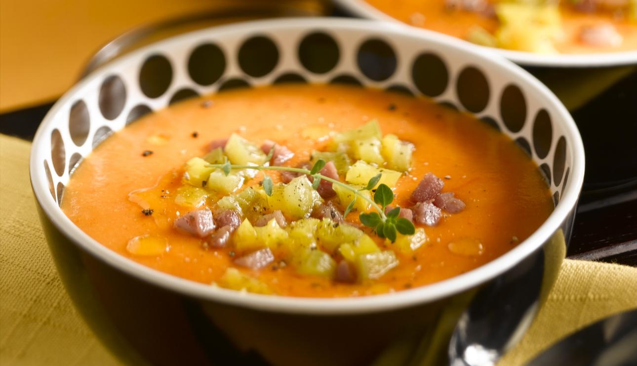 Crema de pimientos rojos y beicon