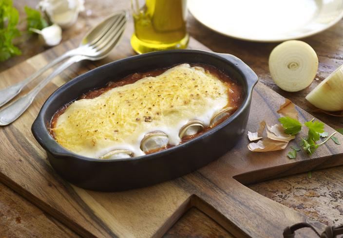 Canelones de requesón con salsa de tomate