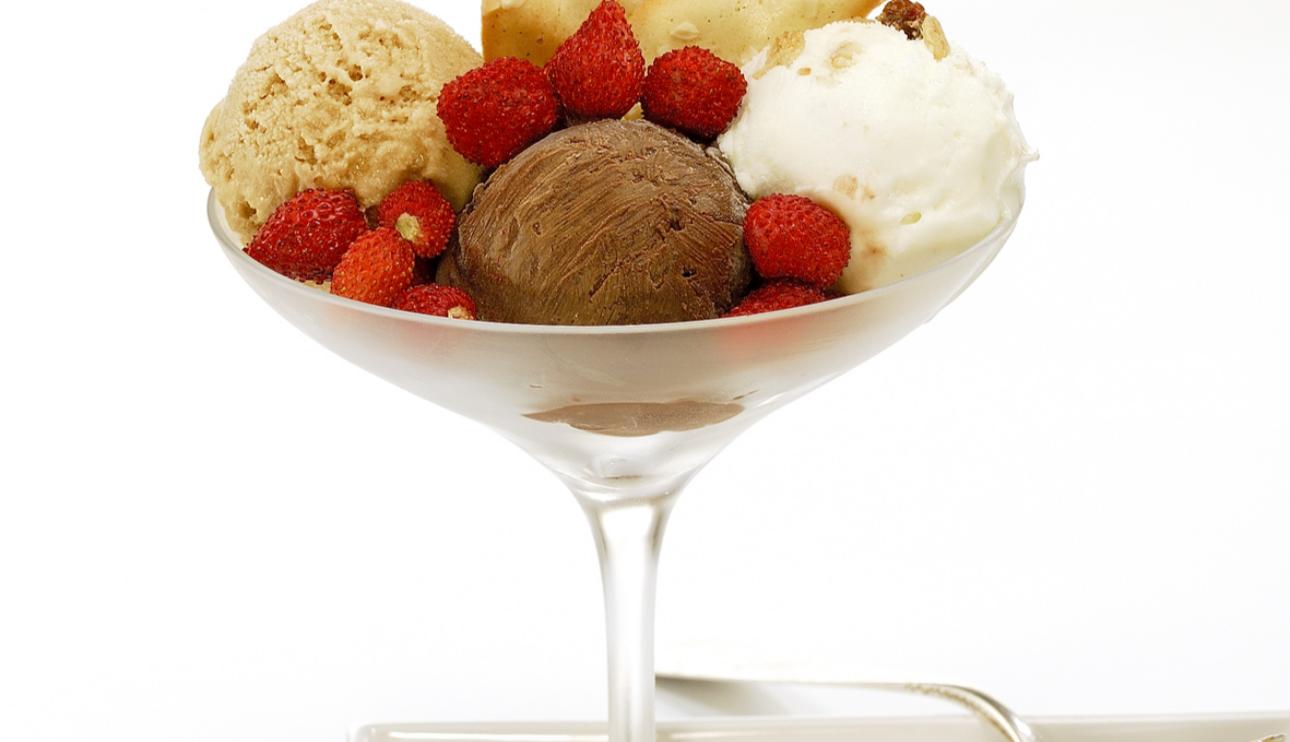 Lenguas de gato con helados