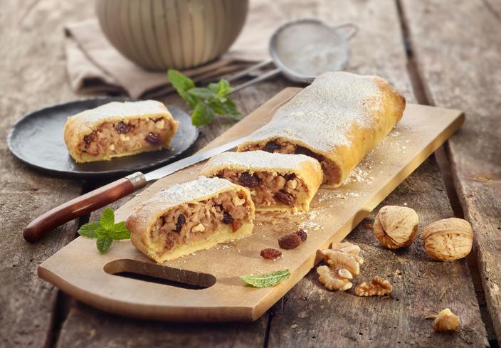 Strudel de manzana, nueces y pasas