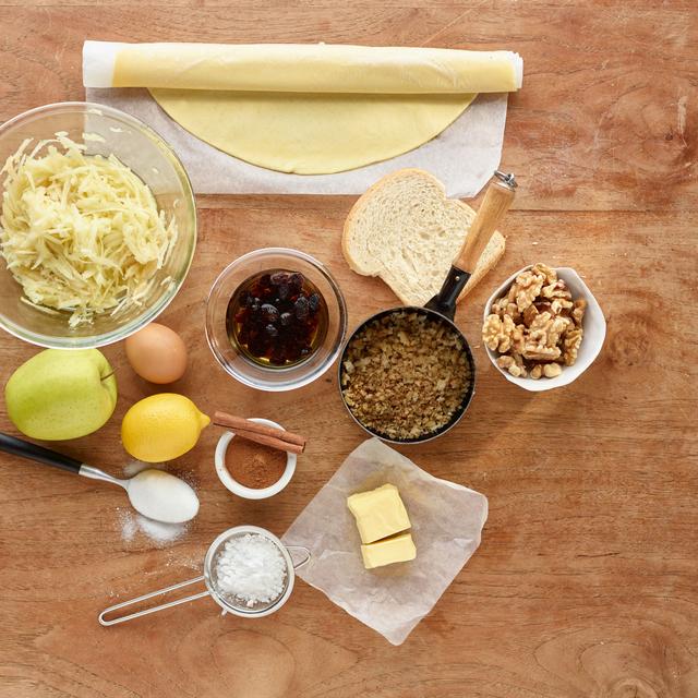 Strudel de manzana, nueces y pasas