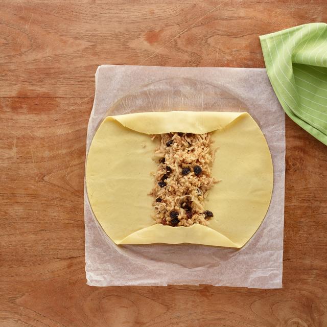 Strudel de manzana, nueces y pasas