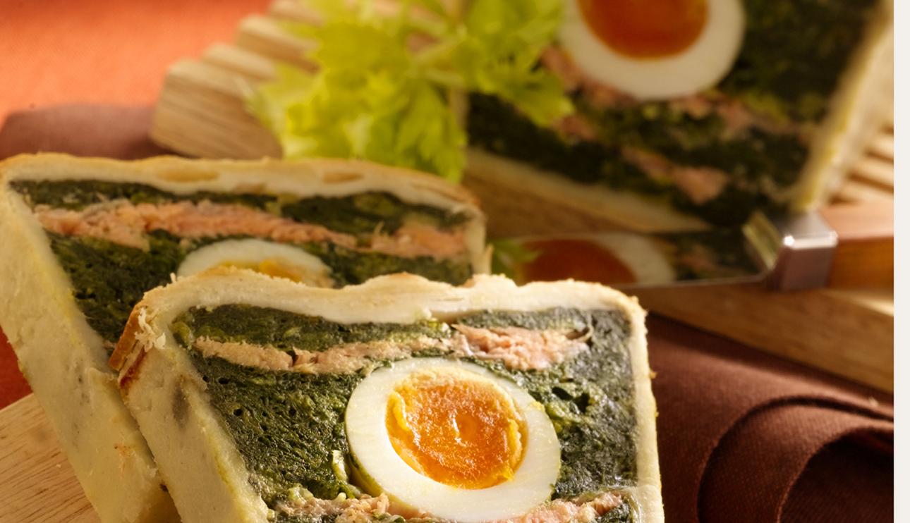 Pastel de espinacas y salmón ahumado